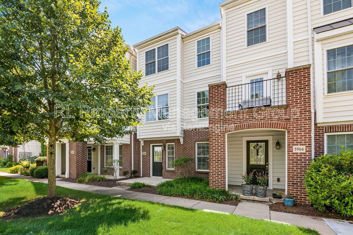Foto principal - 5964 Woodshire Dr