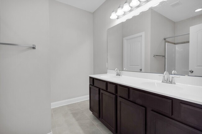 Foto del edificio - 1000 Abby Leigh Ave