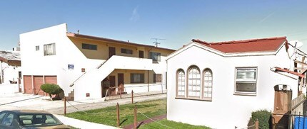 Building Photo - 1227 W 91st St