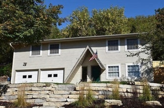 Building Photo - 1900 Rockhill Rd