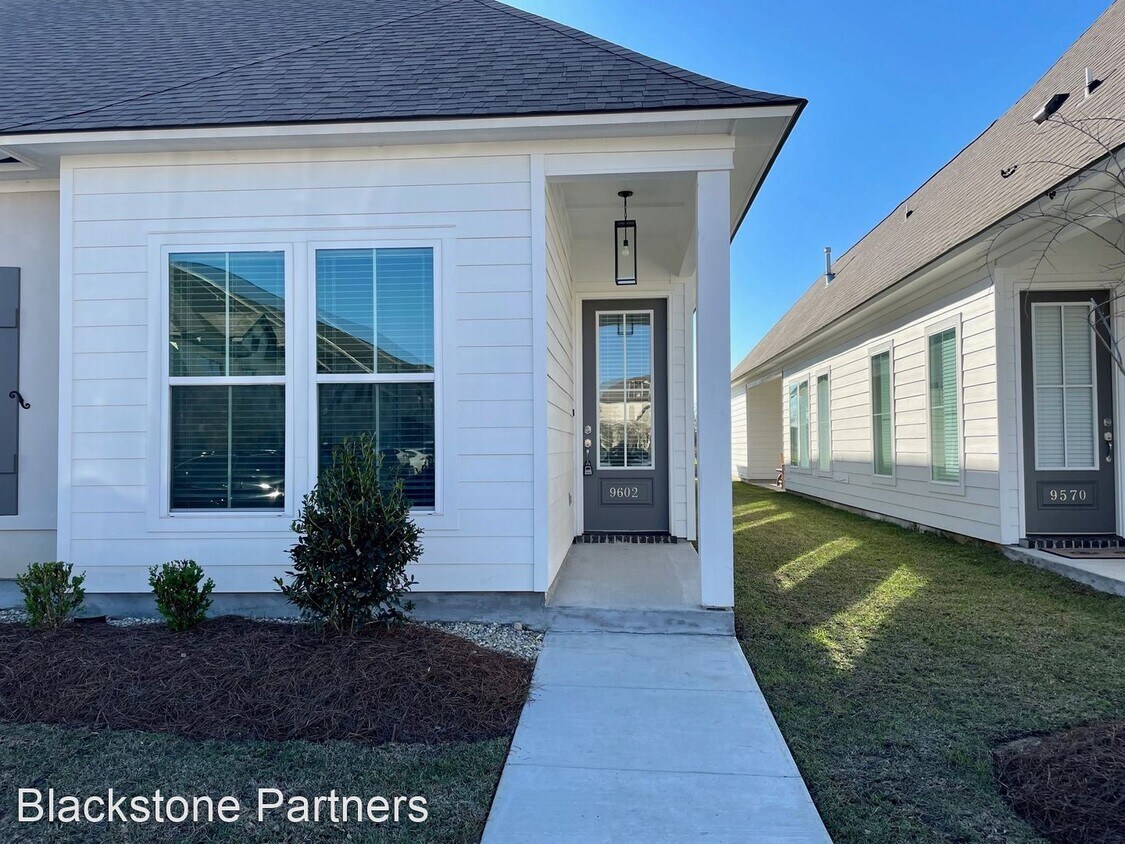 3 br, 2 bath House 9602 Creekview Dr. House Rental in Baton Rouge