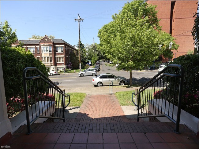 Foto del edificio - 1544 SE Hawthorne Blvd