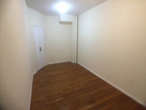 Building Photo - 428 W 48th St
