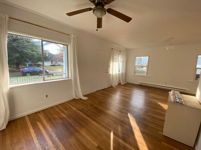Foto del edificio - Beautiful 1 Bedroom in Arbor Lodge Neighbo...