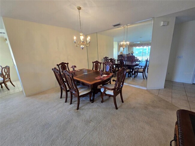 Building Photo - 5800 Sabal Trace Dr