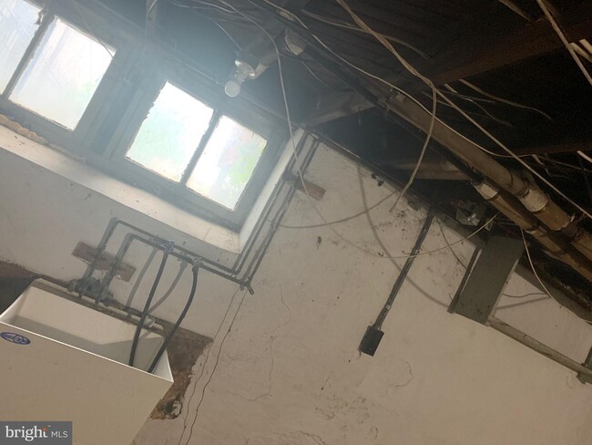 Foto del edificio - 512 W 30th St