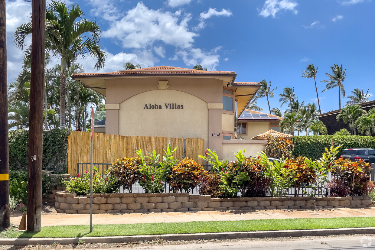Building Photo - Aloha Villas