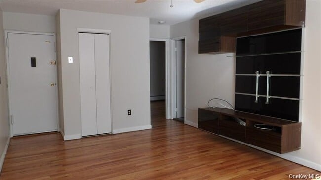 Foto del edificio - 502 Barclay Manor