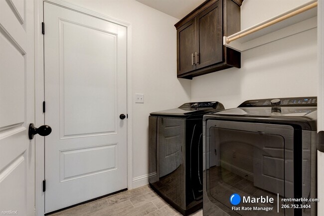 Foto del edificio - 3 br, 2 bath House - 6012 NW Grant St