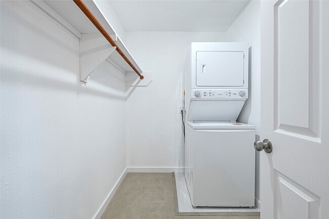 Foto del edificio - 5718 Eskridge St