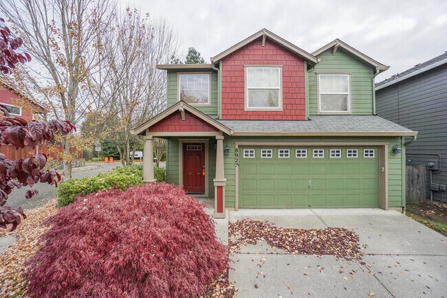 Foto del edificio - BEAUTIFUL NEWER THREE BEDROOM HOME IN HAZE...