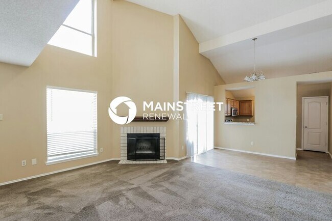 Foto del edificio - 3 Bedroom Pet-Friendly Home in Duncanville, TX with Main Street Renewal