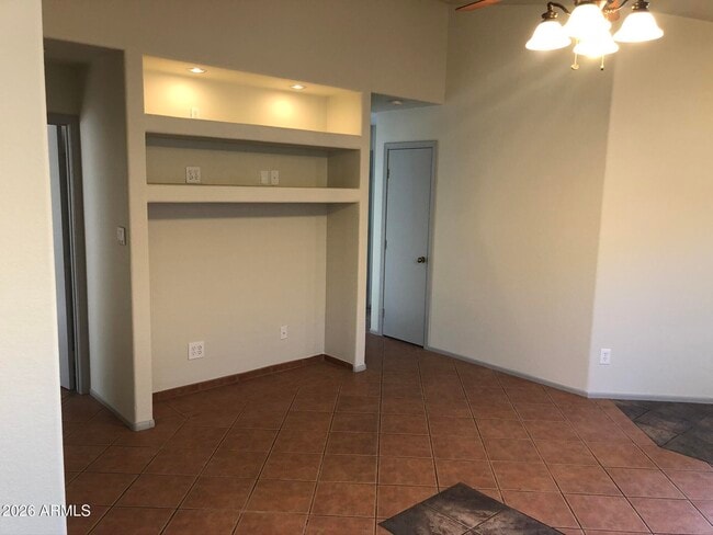Building Photo - 3045 W Covey Ln