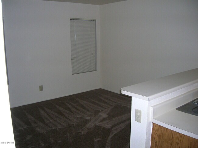 Foto del edificio - 8645 N Auriga Way