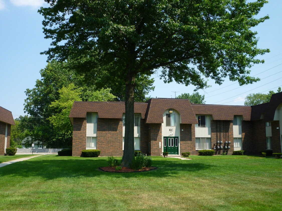 Casa San Marino Apartments Brownstown, MI