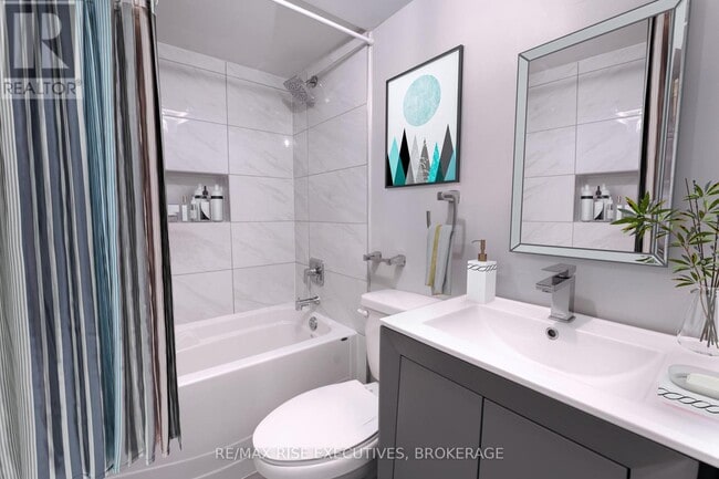 Building Photo - 258 Kingscourt Ave