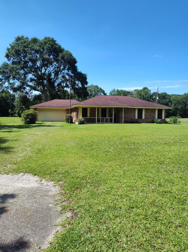 Foto del edificio - 9023 Brittonville Rd