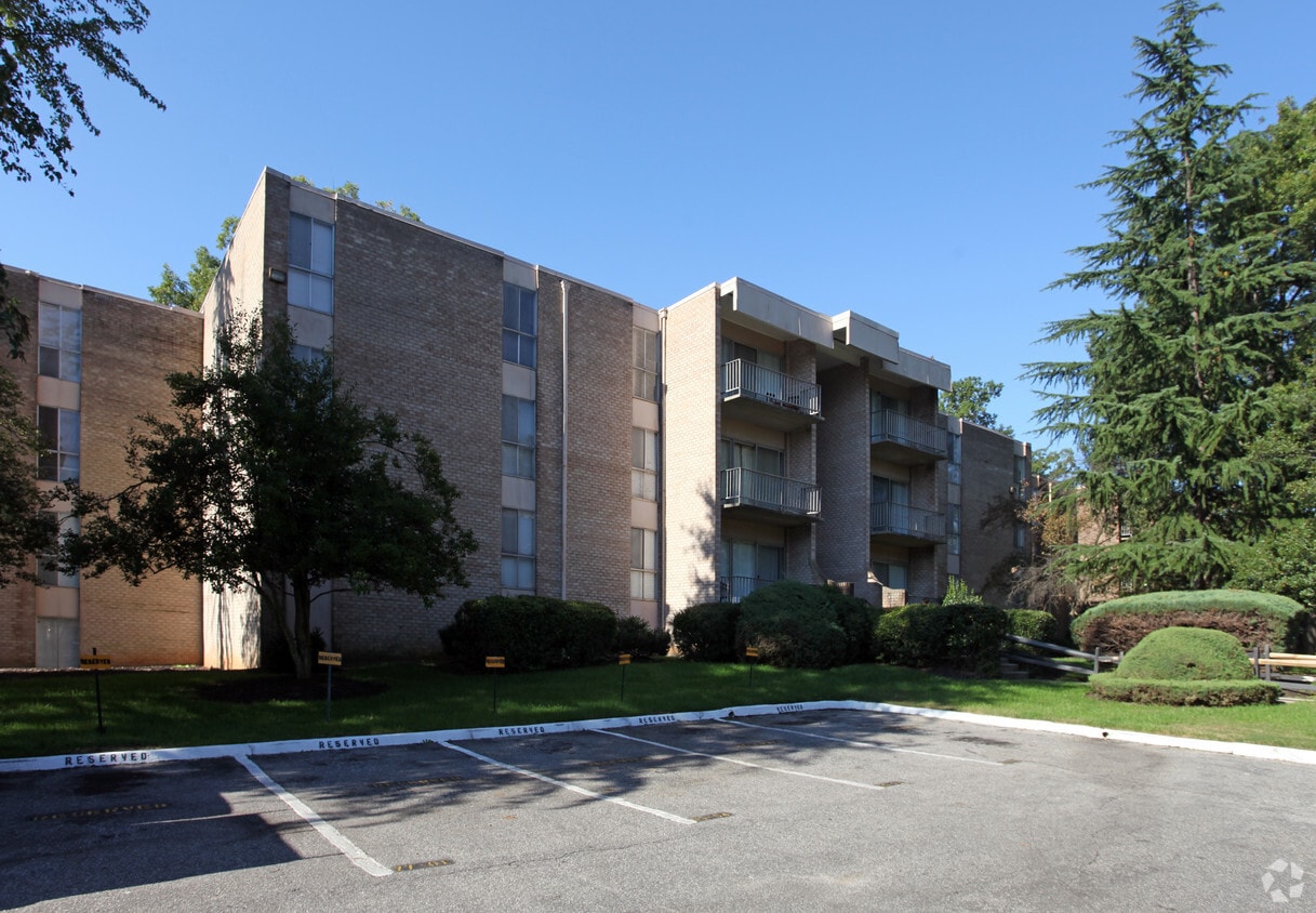 Forest Lake Apartments Lanham