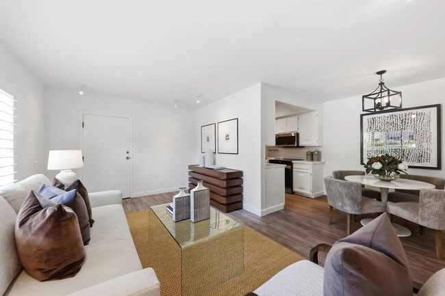 Foto del edificio - 1510 Cherry St
