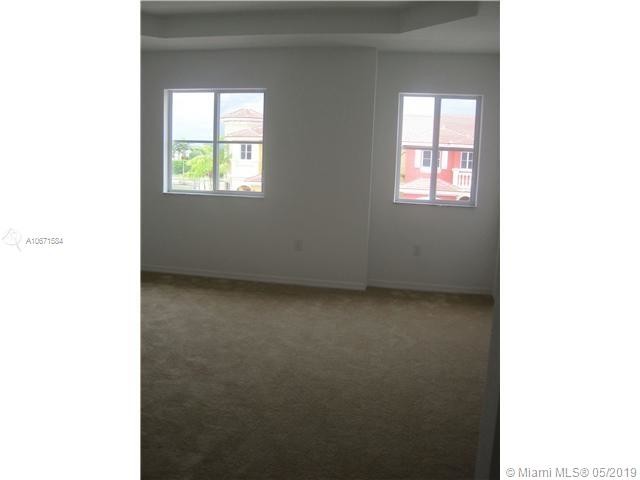 Foto del edificio - 9084 SW 17th Ct