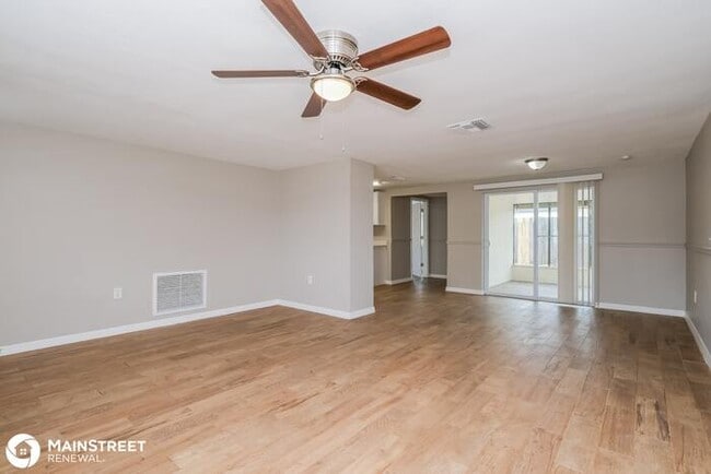 Foto del edificio - 5301 Moog Rd, New Port Richey, FL 34652