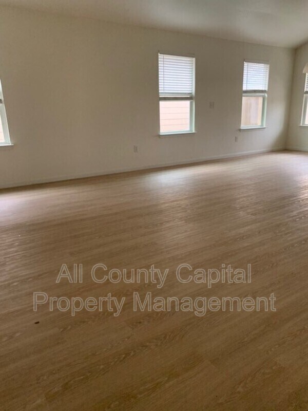 Building Photo - 6120 Diamondleaf Bend