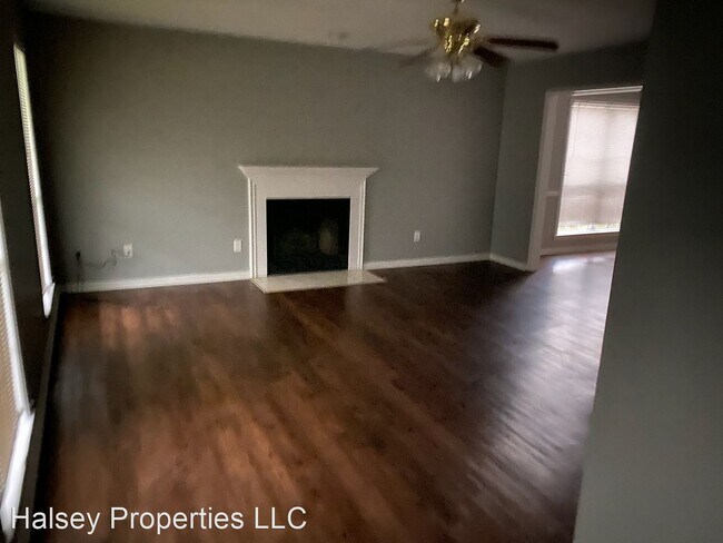 Building Photo - 322 Sagewood Dr