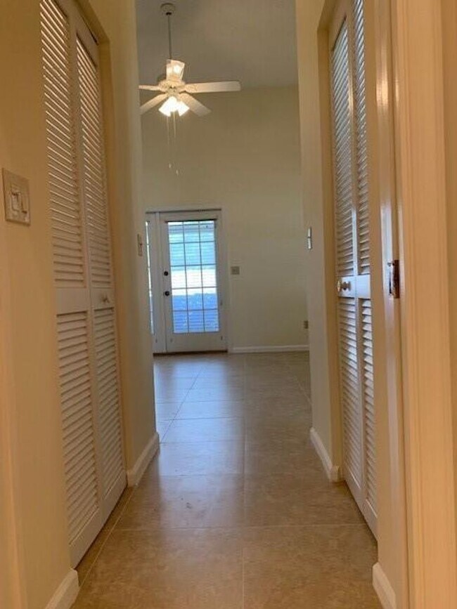 Building Photo - 6743 Montego Bay Blvd