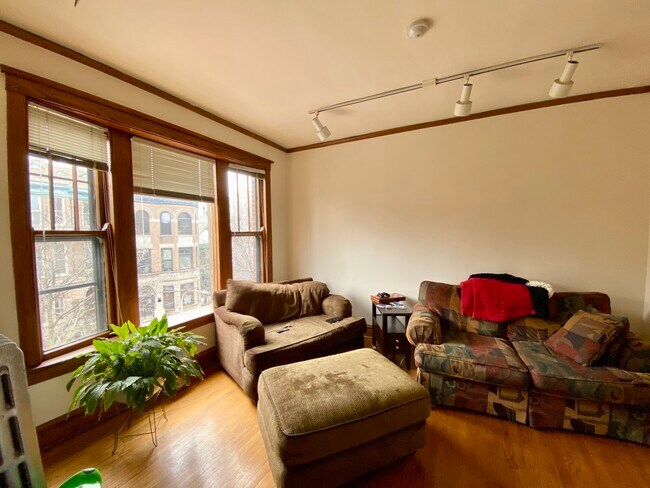 Foto del edificio - 900 W Fletcher St