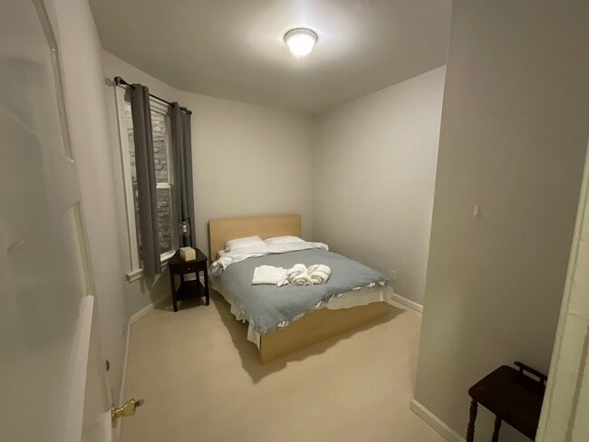 #349 - 347 10th St
