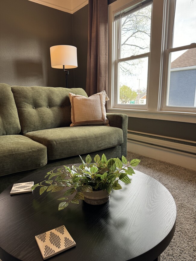 Living room #1 - 406 N 14th St