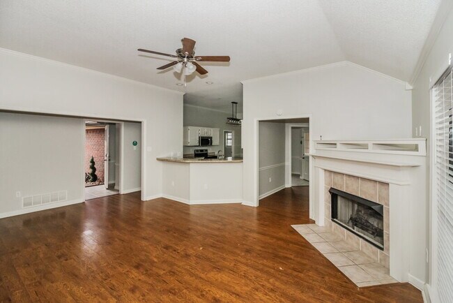 Foto del edificio - 4687 Shadow Wick Ln