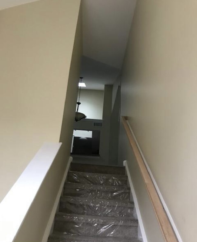 Foto del edificio - 302 Green Meadow Ln