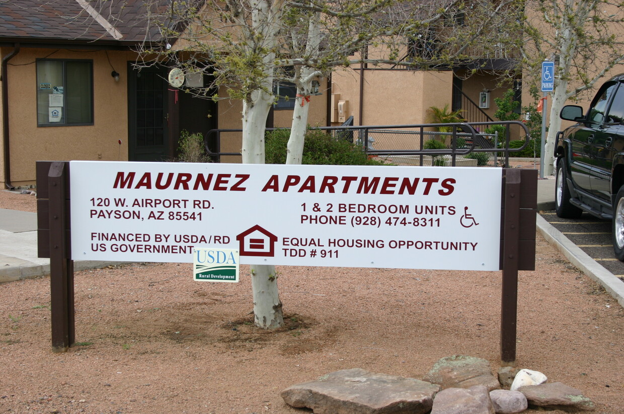 Primary Photo - Maurnez Apartments