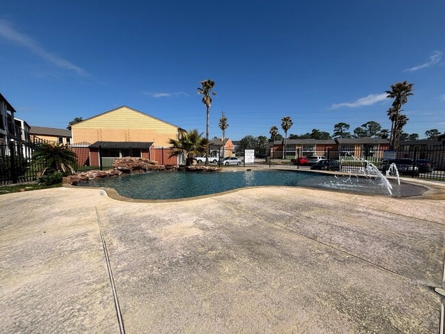 Building Photo - The Palms at Cypress Station
