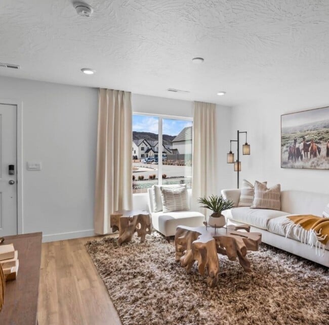Building Photo - 3-Bedroom Home in Long Valley with Access ...