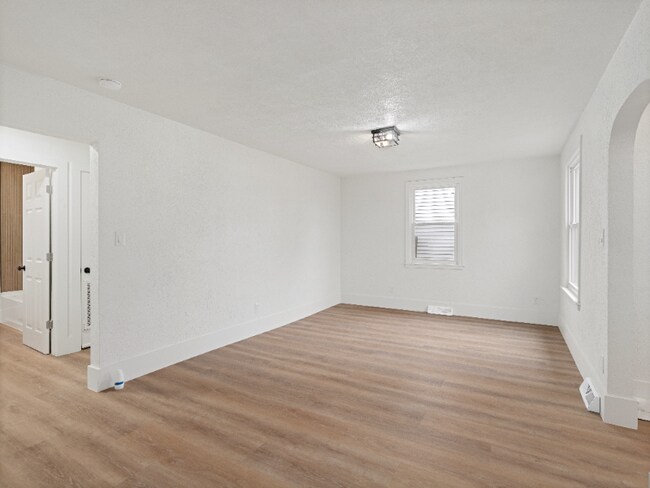 Building Photo - 1834 Dimple Ct
