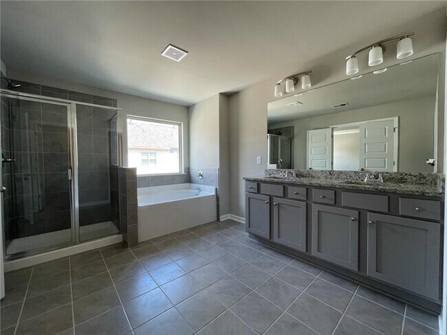 Foto del edificio - 4374 Sunny Oak Ln