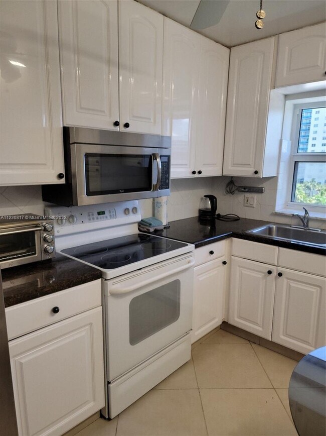 Foto del edificio - 3800 S Ocean Dr