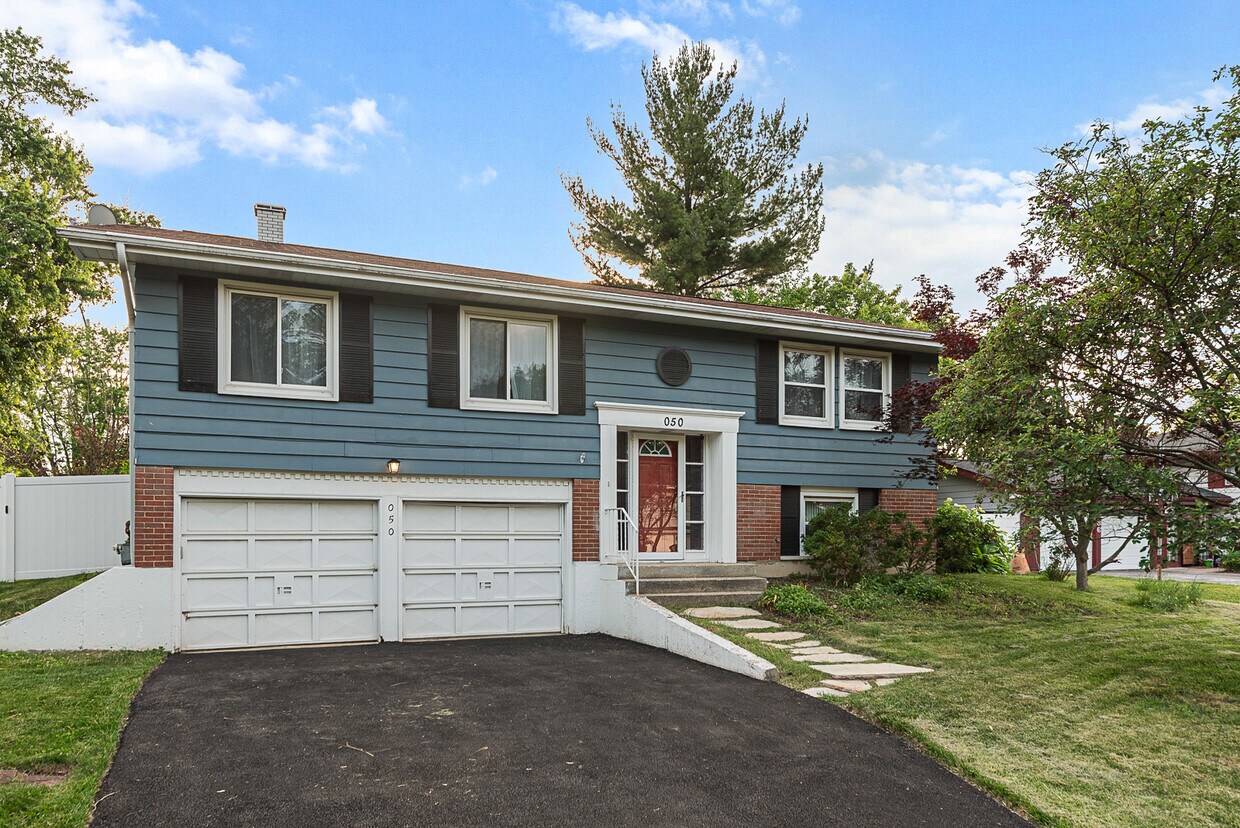 Foto principal - 2S050 Ivy Ln