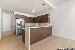 Building Photo - 17902 La Cantera Pkwy