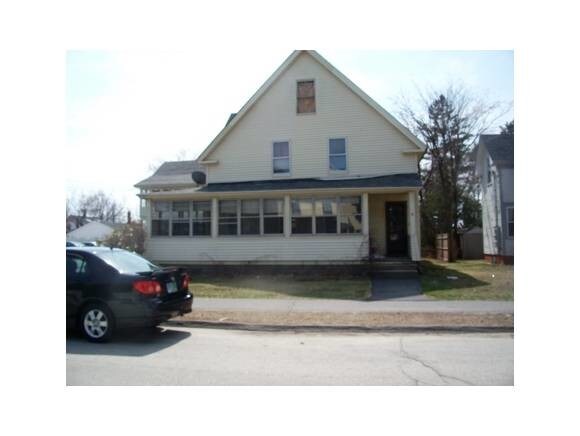 Primary Photo - 5 Oak St