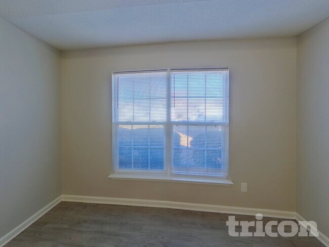 Foto del edificio - 5243 Moonlight Trail SW