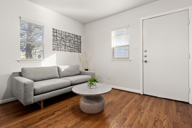 Foto del edificio - 533 Granberry St