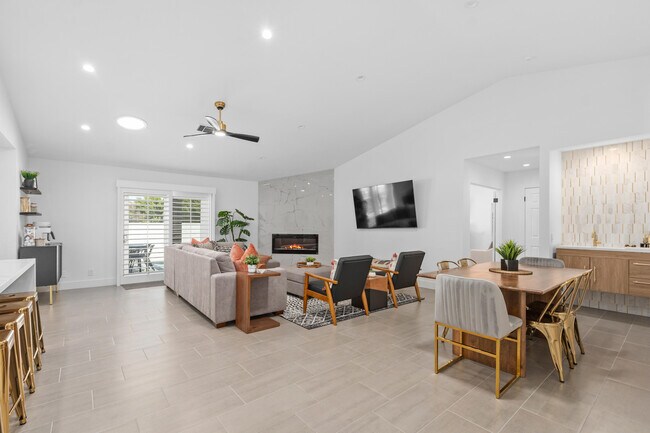 Foto del edificio - 79084 Cliff St