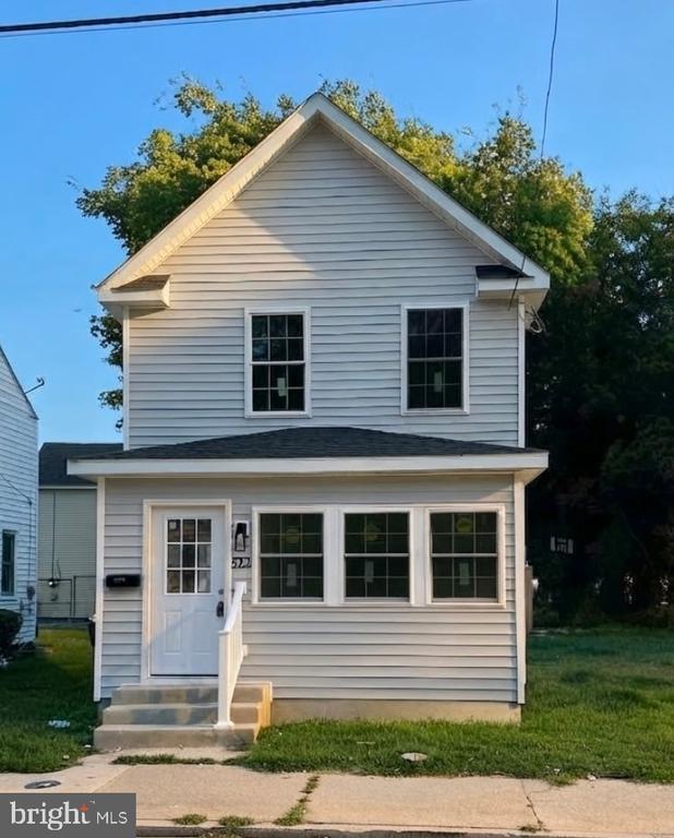 Building Photo - 522 Pine St