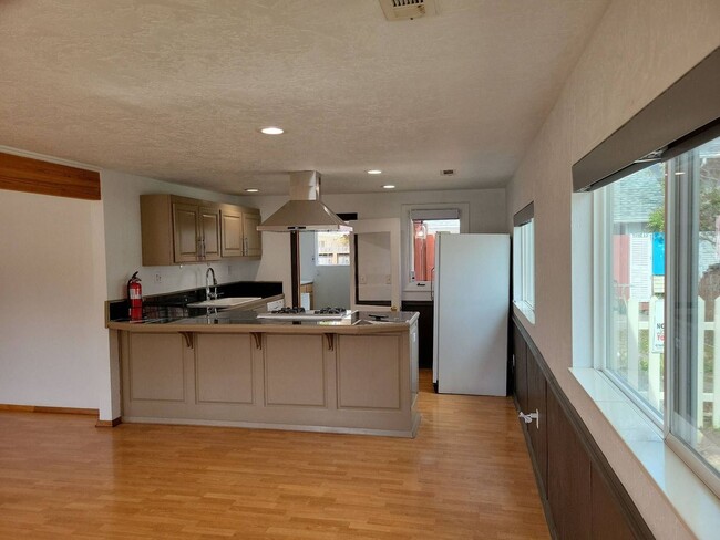 Foto del edificio - This cute open floor plan 1BD 1BA newly re...