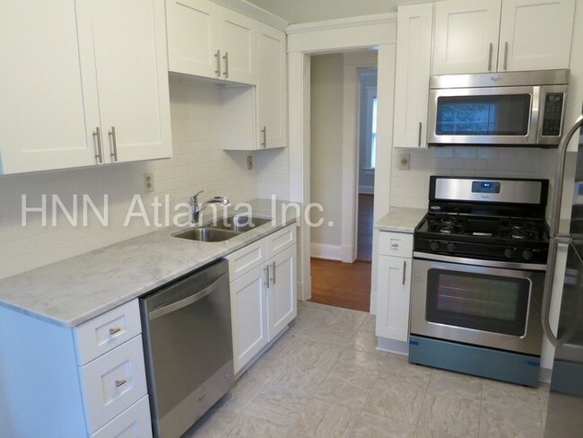 Building Photo - Great Intown Duplex in Little 5 Points!