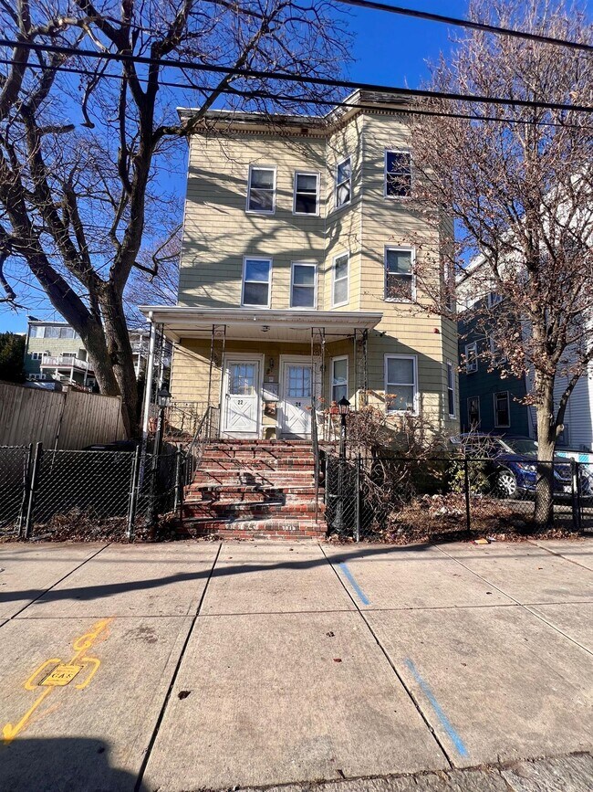 Foto del edificio - 22 Temple St