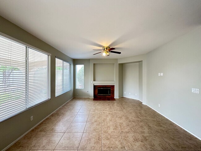 Building Photo - WESTRIDGE AT SUMMERLIN-PHASE 2